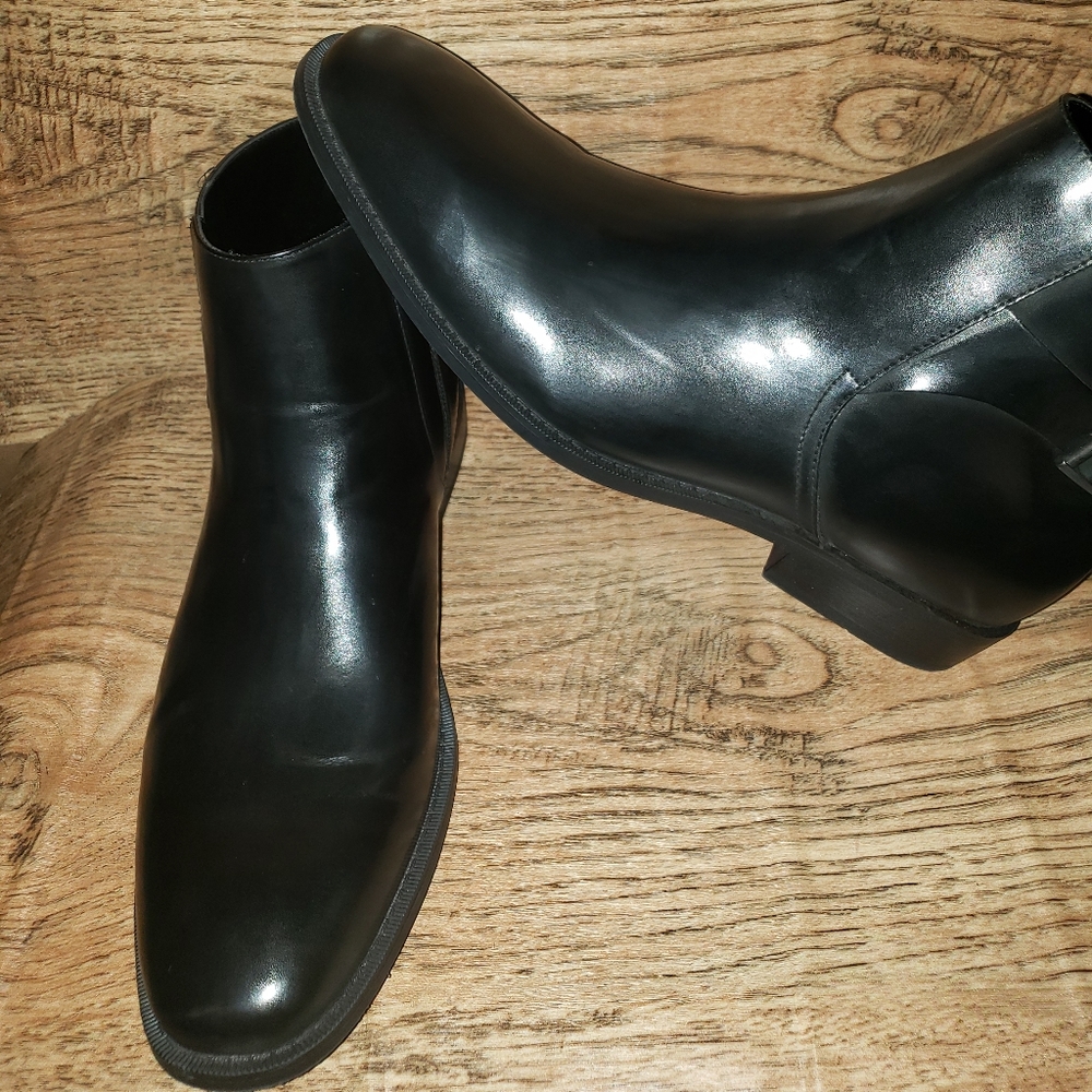 Kenneth Cole Unlisted Men's Black Leather Boots - Picture 2 of 6